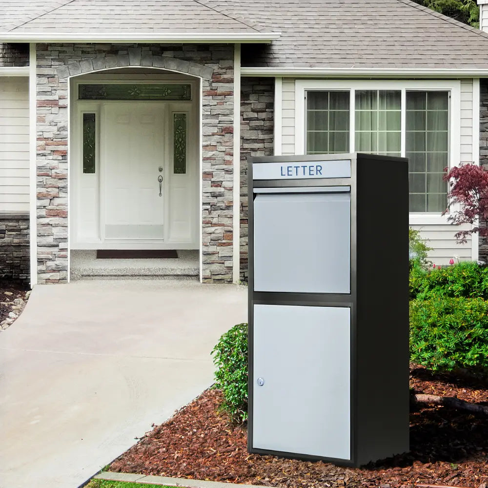 Erikslund drop box for safe package deliveries at home