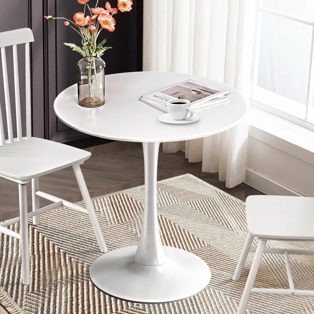 Elegant Dalton round table for dining room